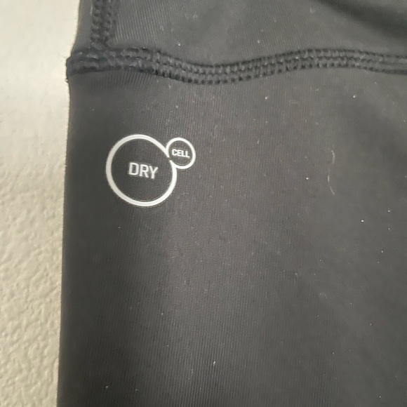 NWT. Puma Fitness Tight Straight Leg Pants. Sz XL - Picture 3 of 9